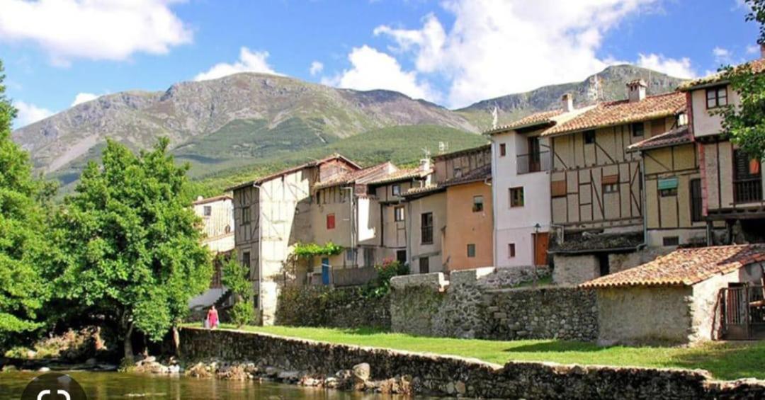 Aires Del Ambroz Apartment