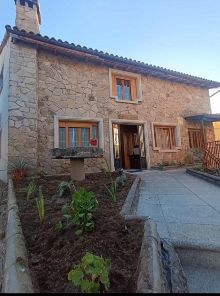 Aires Del Ambroz * Casas del Monte